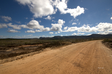 O Pico e o vilarejo Santo Antônio do Itambé - Estado do Minas Gerais