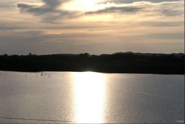 Fotografia do lago Serra da Mesa (Uruaçu) - Estado de Goiás