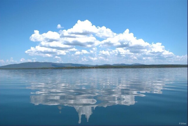 Fotografia do lago Serra da Mesa (Uruaçu) - Estado de Goiás